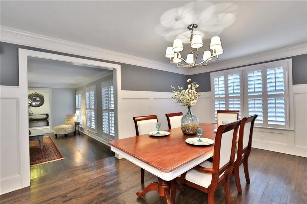 8100 Tynecastle Drive, Sandy Springs, Georgia 30350, 5 Bedrooms Bedrooms, ,3 BathroomsBathrooms,Residential,Sold,8100 Tynecastle Drive,6805565