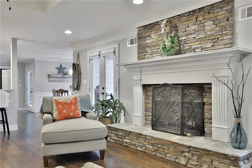 8100 Tynecastle Drive, Sandy Springs, Georgia 30350, 5 Bedrooms Bedrooms, ,3 BathroomsBathrooms,Residential,Sold,8100 Tynecastle Drive,6805565