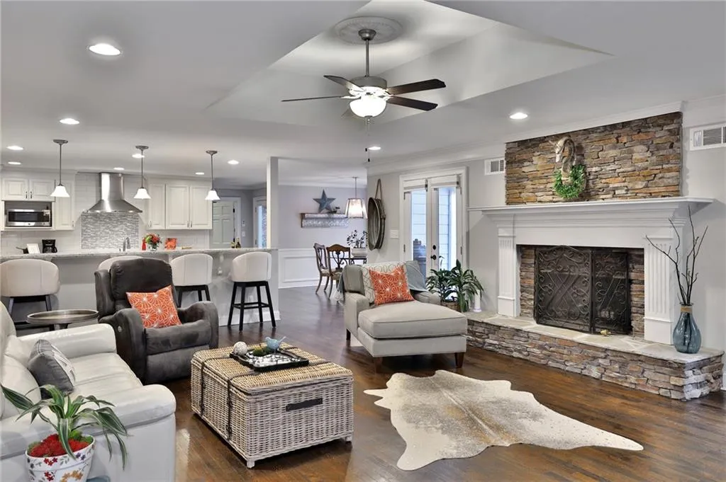 8100 Tynecastle Drive, Sandy Springs, Georgia 30350, 5 Bedrooms Bedrooms, ,3 BathroomsBathrooms,Residential,Sold,8100 Tynecastle Drive,6805565