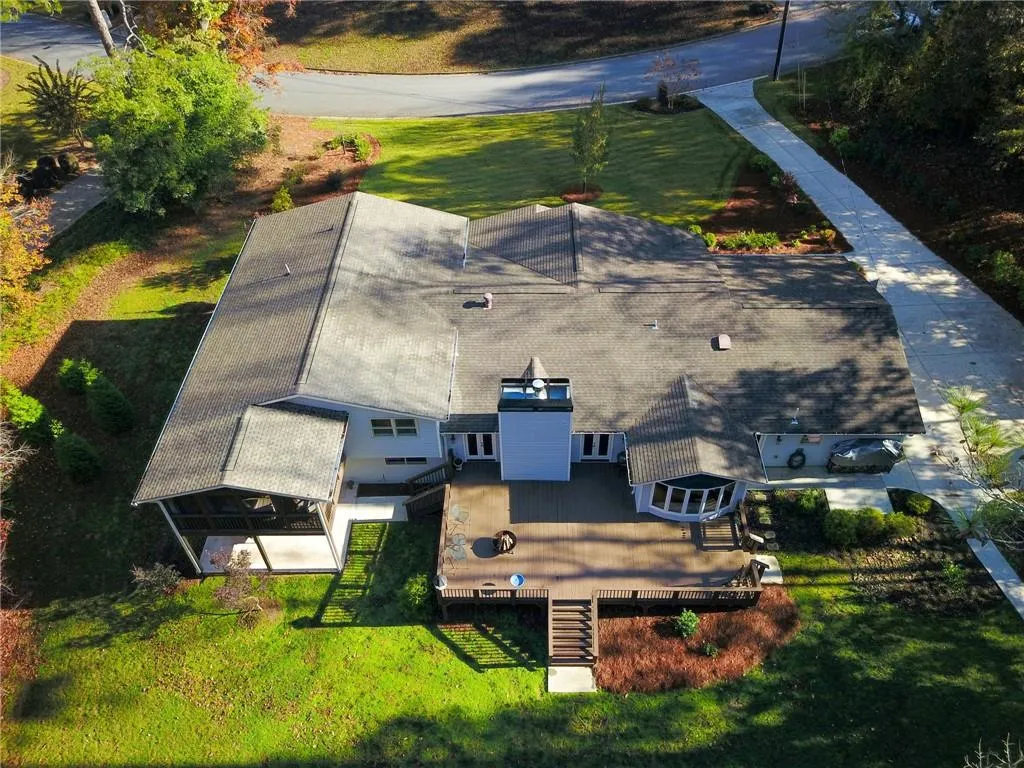 8100 Tynecastle Drive, Sandy Springs, Georgia 30350, 5 Bedrooms Bedrooms, ,3 BathroomsBathrooms,Residential,Sold,8100 Tynecastle Drive,6805565