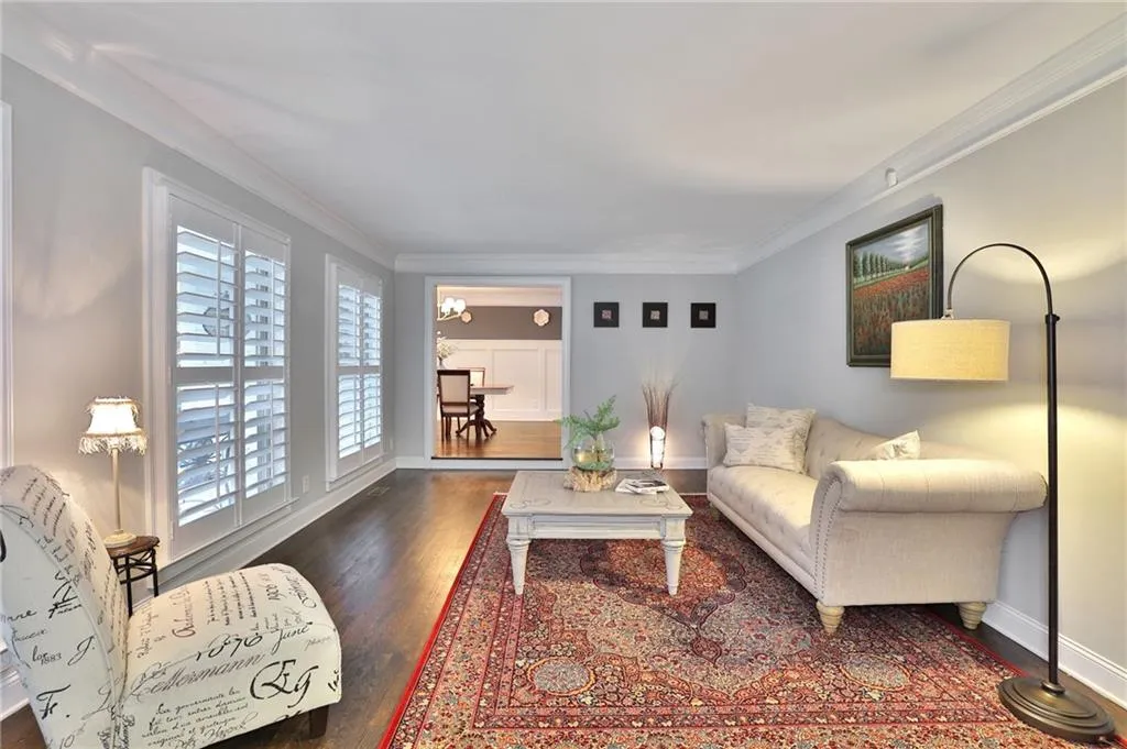 8100 Tynecastle Drive, Sandy Springs, Georgia 30350, 5 Bedrooms Bedrooms, ,3 BathroomsBathrooms,Residential,Sold,8100 Tynecastle Drive,6805565
