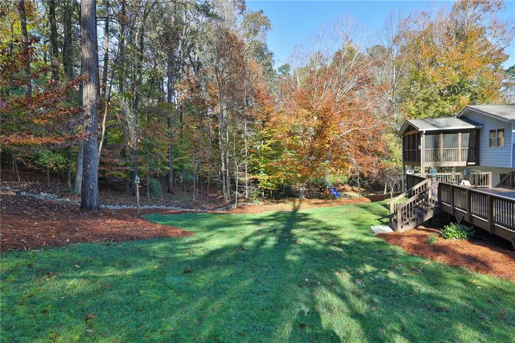 8100 Tynecastle Drive, Sandy Springs, Georgia 30350, 5 Bedrooms Bedrooms, ,3 BathroomsBathrooms,Residential,Sold,8100 Tynecastle Drive,6805565