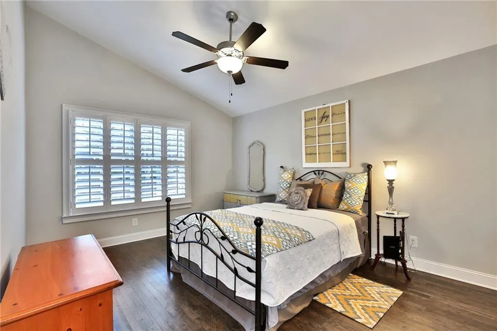 8100 Tynecastle Drive, Sandy Springs, Georgia 30350, 5 Bedrooms Bedrooms, ,3 BathroomsBathrooms,Residential,Sold,8100 Tynecastle Drive,6805565