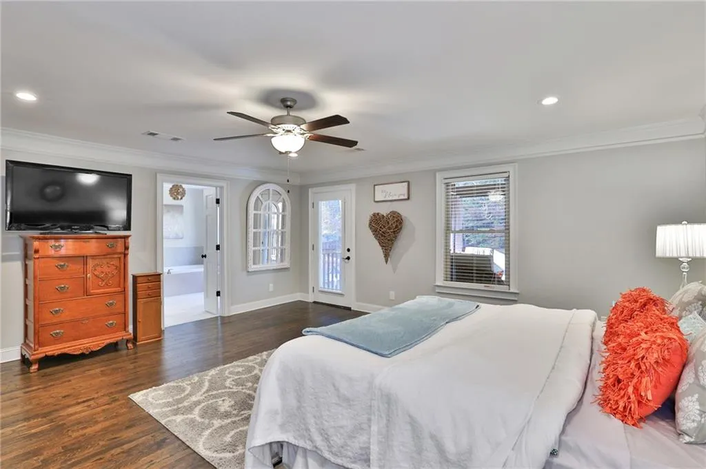 8100 Tynecastle Drive, Sandy Springs, Georgia 30350, 5 Bedrooms Bedrooms, ,3 BathroomsBathrooms,Residential,Sold,8100 Tynecastle Drive,6805565