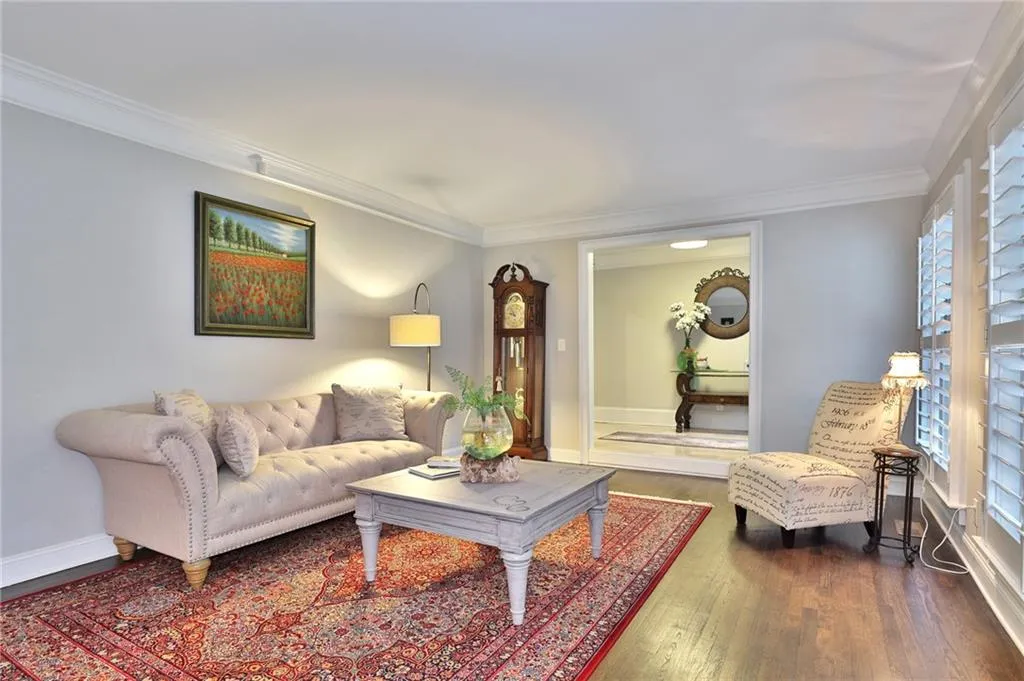 8100 Tynecastle Drive, Sandy Springs, Georgia 30350, 5 Bedrooms Bedrooms, ,3 BathroomsBathrooms,Residential,Sold,8100 Tynecastle Drive,6805565