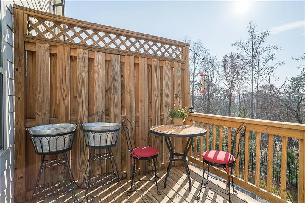 7555 Highland Bluff, Sandy Springs, Georgia 30328, 3 Bedrooms Bedrooms, ,3 BathroomsBathrooms,Residential,Sold,7555 Highland Bluff,5939793 7555 Highland Bluff, Sandy Springs, Georgia 30328, 3 Bedrooms Bedrooms, ,3 BathroomsBathrooms,Residential,Sold,7555 Highland Bluff,5939793