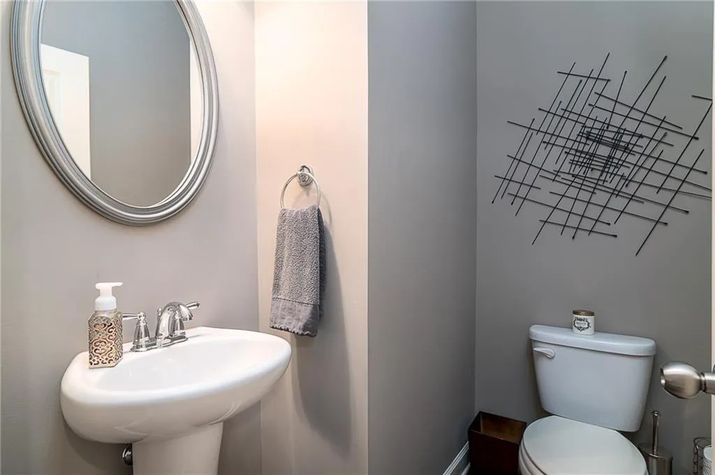 7555 Highland Bluff, Sandy Springs, Georgia 30328, 3 Bedrooms Bedrooms, ,3 BathroomsBathrooms,Residential,Sold,7555 Highland Bluff,5939793 7555 Highland Bluff, Sandy Springs, Georgia 30328, 3 Bedrooms Bedrooms, ,3 BathroomsBathrooms,Residential,Sold,7555 Highland Bluff,5939793