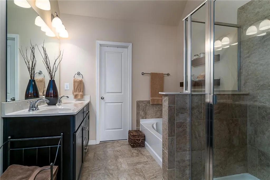 7555 Highland Bluff, Sandy Springs, Georgia 30328, 3 Bedrooms Bedrooms, ,3 BathroomsBathrooms,Residential,Sold,7555 Highland Bluff,5939793 7555 Highland Bluff, Sandy Springs, Georgia 30328, 3 Bedrooms Bedrooms, ,3 BathroomsBathrooms,Residential,Sold,7555 Highland Bluff,5939793