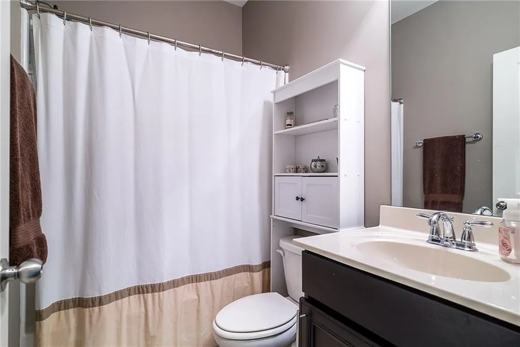 7555 Highland Bluff, Sandy Springs, Georgia 30328, 3 Bedrooms Bedrooms, ,3 BathroomsBathrooms,Residential,Sold,7555 Highland Bluff,5939793 7555 Highland Bluff, Sandy Springs, Georgia 30328, 3 Bedrooms Bedrooms, ,3 BathroomsBathrooms,Residential,Sold,7555 Highland Bluff,5939793