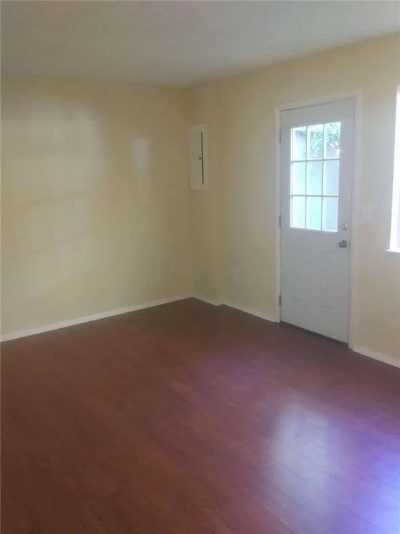 8833 Applegate Lane, Sandy Springs, Georgia 30350, 2 Bedrooms Bedrooms, ,2 BathroomsBathrooms,Residential,Sold,8833 Applegate Lane,6797634