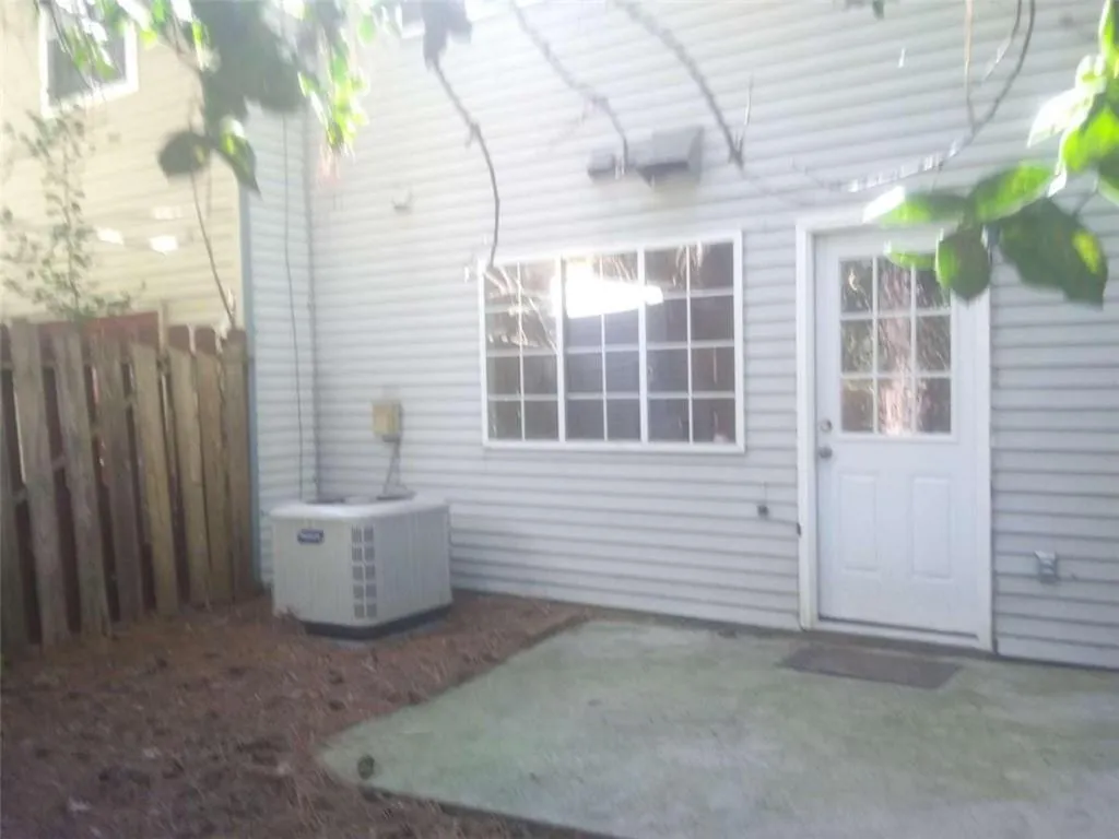 8833 Applegate Lane, Sandy Springs, Georgia 30350, 2 Bedrooms Bedrooms, ,2 BathroomsBathrooms,Residential,Sold,8833 Applegate Lane,6797634