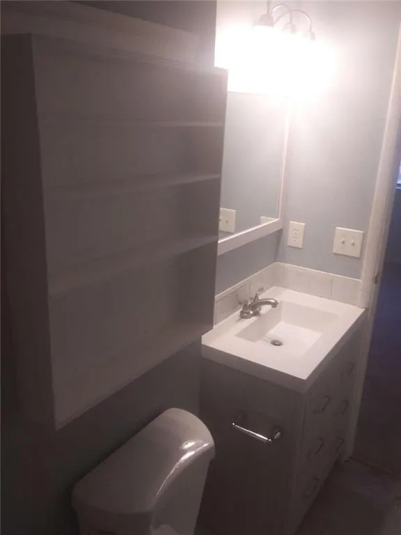 8833 Applegate Lane, Sandy Springs, Georgia 30350, 2 Bedrooms Bedrooms, ,2 BathroomsBathrooms,Residential,Sold,8833 Applegate Lane,6797634