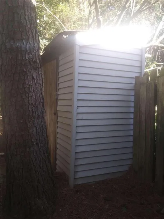 8833 Applegate Lane, Sandy Springs, Georgia 30350, 2 Bedrooms Bedrooms, ,2 BathroomsBathrooms,Residential,Sold,8833 Applegate Lane,6797634