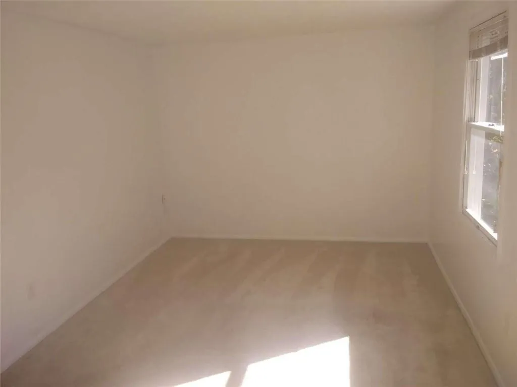 8833 Applegate Lane, Sandy Springs, Georgia 30350, 2 Bedrooms Bedrooms, ,2 BathroomsBathrooms,Residential,Sold,8833 Applegate Lane,6797634