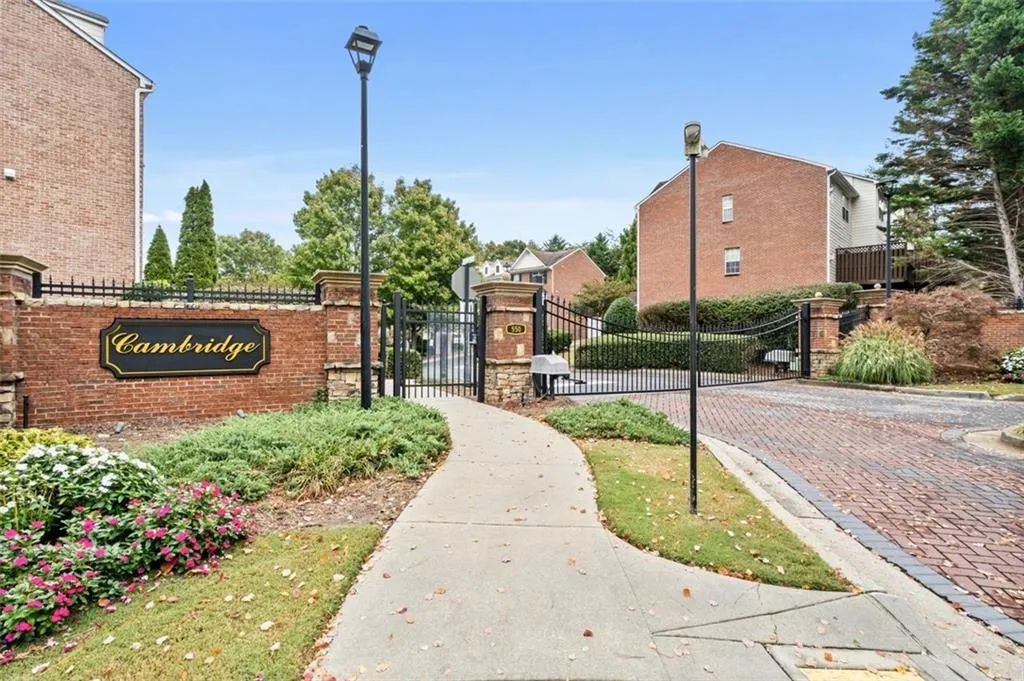 687 Coligny Court, Atlanta, Georgia 30350, 3 Bedrooms Bedrooms, ,3 BathroomsBathrooms,Residential,For Sale,687 Coligny Court,7669676