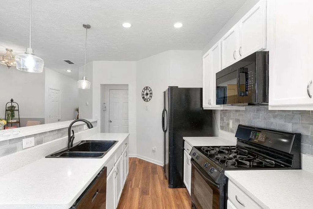 1688 Jackson Square, Atlanta, Georgia 30318, 3 Bedrooms Bedrooms, ,2 BathroomsBathrooms,Residential,For Sale,1688 Jackson Square,7648967