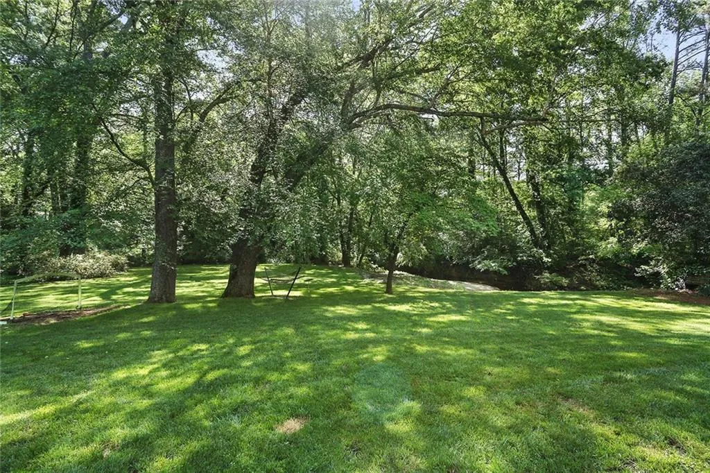 5265 Mount Vernon Parkway, Atlanta, Georgia 30327, 4 Bedrooms Bedrooms, ,4 BathroomsBathrooms,Residential,Sold,5265 Mount Vernon Parkway,5838252