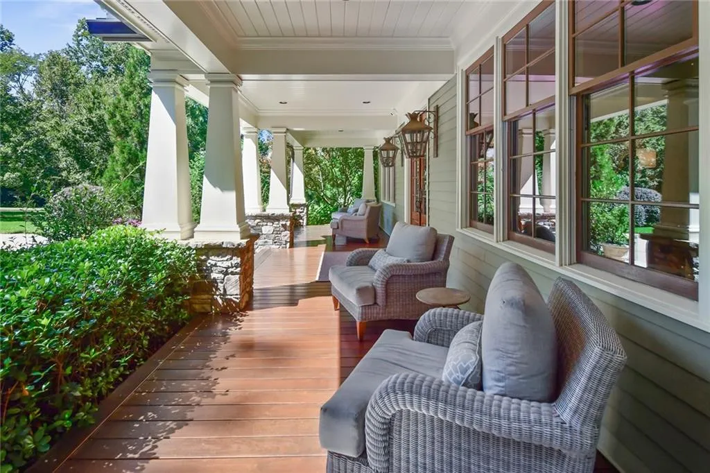 311 Londonberry Road, Sandy Springs, Georgia 30327, 6 Bedrooms Bedrooms, ,6 BathroomsBathrooms,Residential,Sold,311 Londonberry Road,6789999