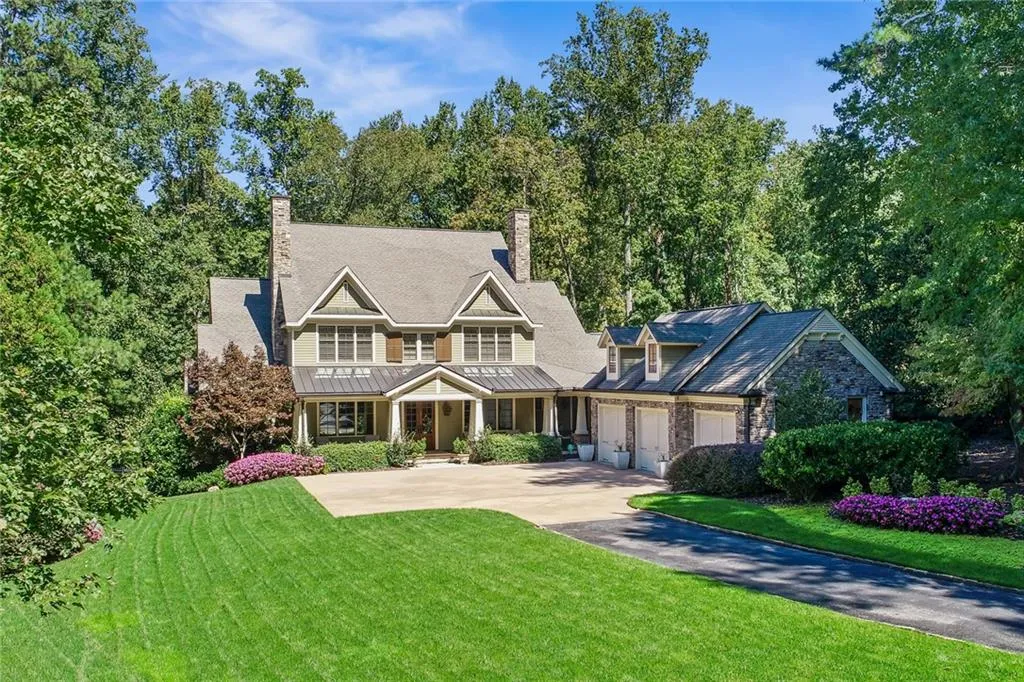 311 Londonberry Road, Sandy Springs, Georgia 30327, 6 Bedrooms Bedrooms, ,6 BathroomsBathrooms,Residential,Sold,311 Londonberry Road,6789999