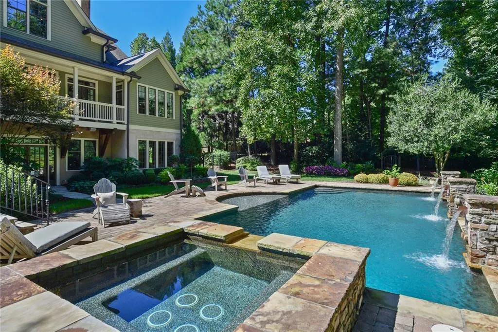 311 Londonberry Road, Sandy Springs, Georgia 30327, 6 Bedrooms Bedrooms, ,6 BathroomsBathrooms,Residential,Sold,311 Londonberry Road,6789999