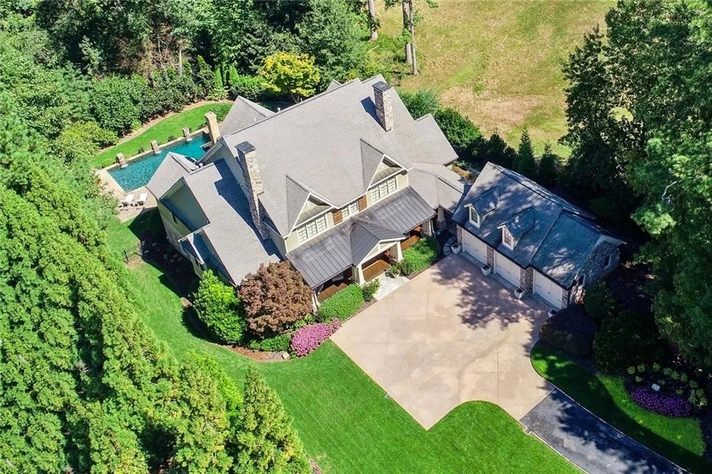 311 Londonberry Road, Sandy Springs, Georgia 30327, 6 Bedrooms Bedrooms, ,6 BathroomsBathrooms,Residential,Sold,311 Londonberry Road,6789999