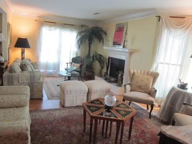 8995 Carroll Manor Drive, Sandy Springs, Georgia 30350, 3 Bedrooms Bedrooms, ,2 BathroomsBathrooms,Residential,Sold,8995 Carroll Manor Drive,5879556