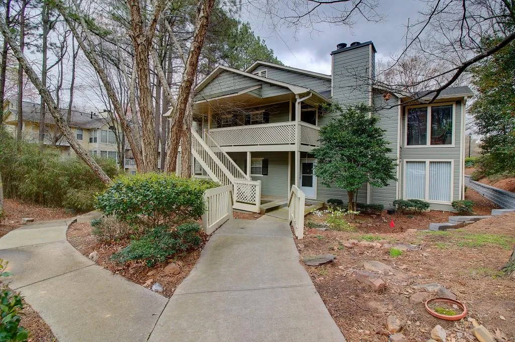 505 Vicksburg Place Unit 505, Sandy Springs, Georgia 30350, 3 Bedrooms Bedrooms, ,2 BathroomsBathrooms,Residential,Sold,505 Vicksburg Place Unit 505,5819625