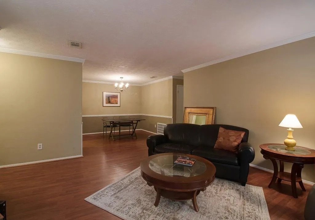 505 Vicksburg Place Unit 505, Sandy Springs, Georgia 30350, 3 Bedrooms Bedrooms, ,2 BathroomsBathrooms,Residential,Sold,505 Vicksburg Place Unit 505,5819625