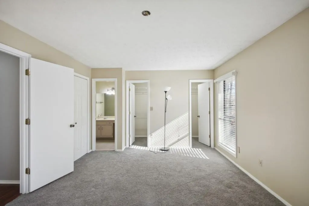 102 Woodcliff Drive Unit 102, Sandy Springs, Georgia 30350, 2 Bedrooms Bedrooms, ,2 BathroomsBathrooms,Residential,Sold,102 Woodcliff Drive Unit 102,7156837