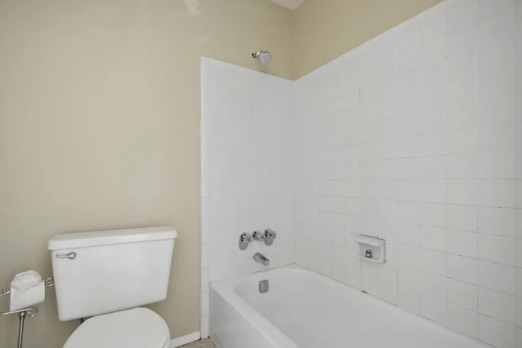 102 Woodcliff Drive Unit 102, Sandy Springs, Georgia 30350, 2 Bedrooms Bedrooms, ,2 BathroomsBathrooms,Residential,Sold,102 Woodcliff Drive Unit 102,7156837