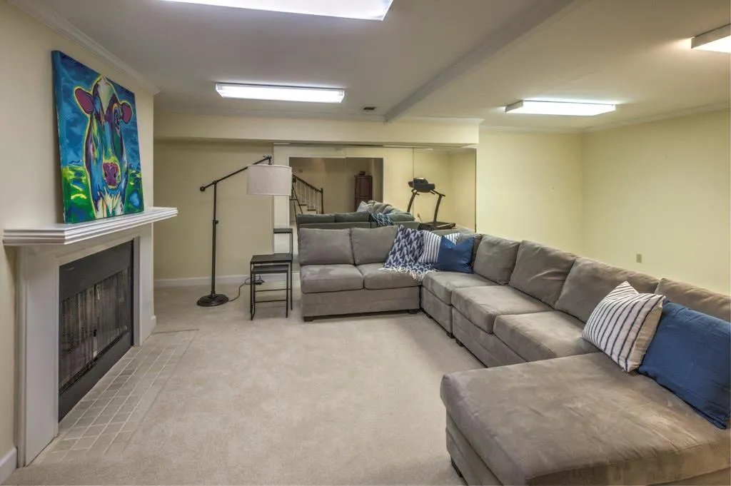 9 Wildwood Valley, Sandy Springs, Georgia 30350, 5 Bedrooms Bedrooms, ,4 BathroomsBathrooms,Residential,Sold,9 Wildwood Valley,5683271