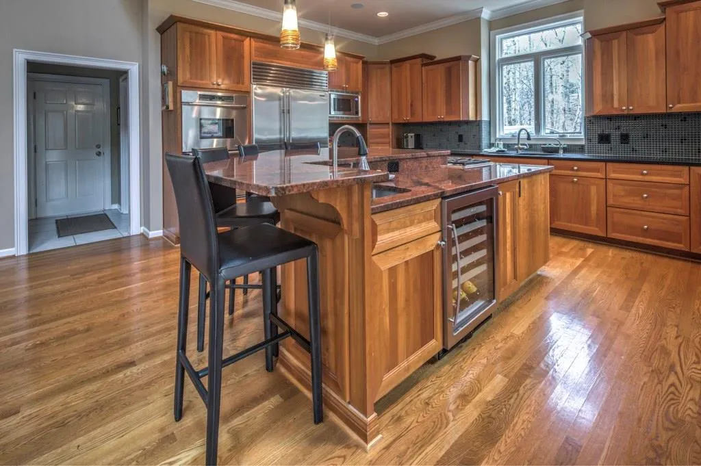 9 Wildwood Valley, Sandy Springs, Georgia 30350, 5 Bedrooms Bedrooms, ,4 BathroomsBathrooms,Residential,Sold,9 Wildwood Valley,5683271