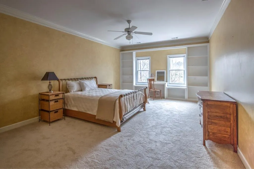 9 Wildwood Valley, Sandy Springs, Georgia 30350, 5 Bedrooms Bedrooms, ,4 BathroomsBathrooms,Residential,Sold,9 Wildwood Valley,5683271