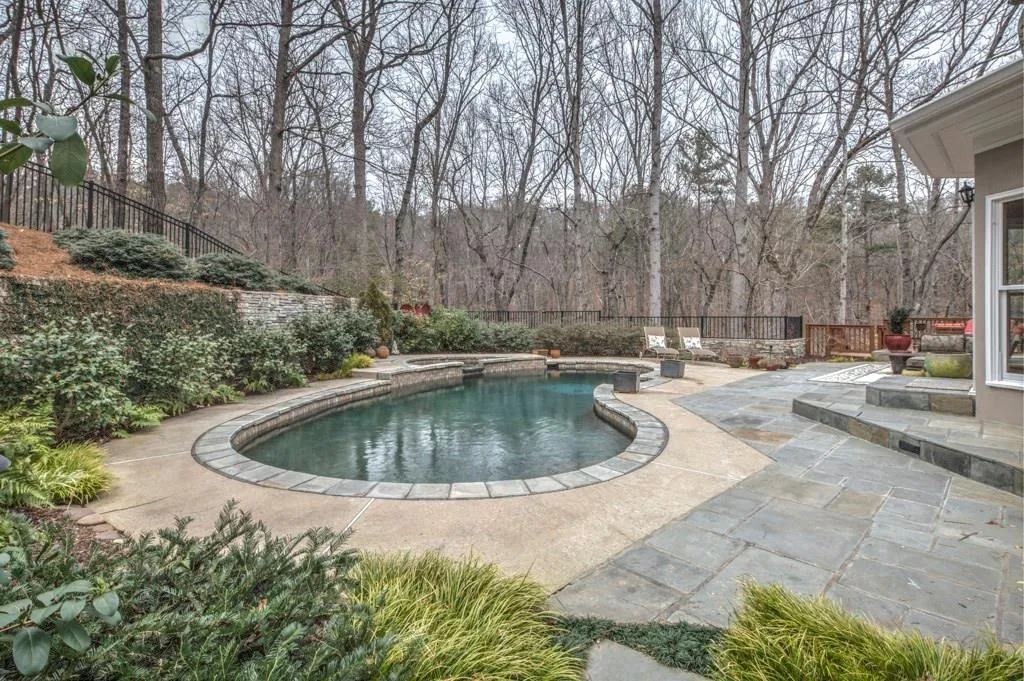 9 Wildwood Valley, Sandy Springs, Georgia 30350, 5 Bedrooms Bedrooms, ,4 BathroomsBathrooms,Residential,Sold,9 Wildwood Valley,5683271