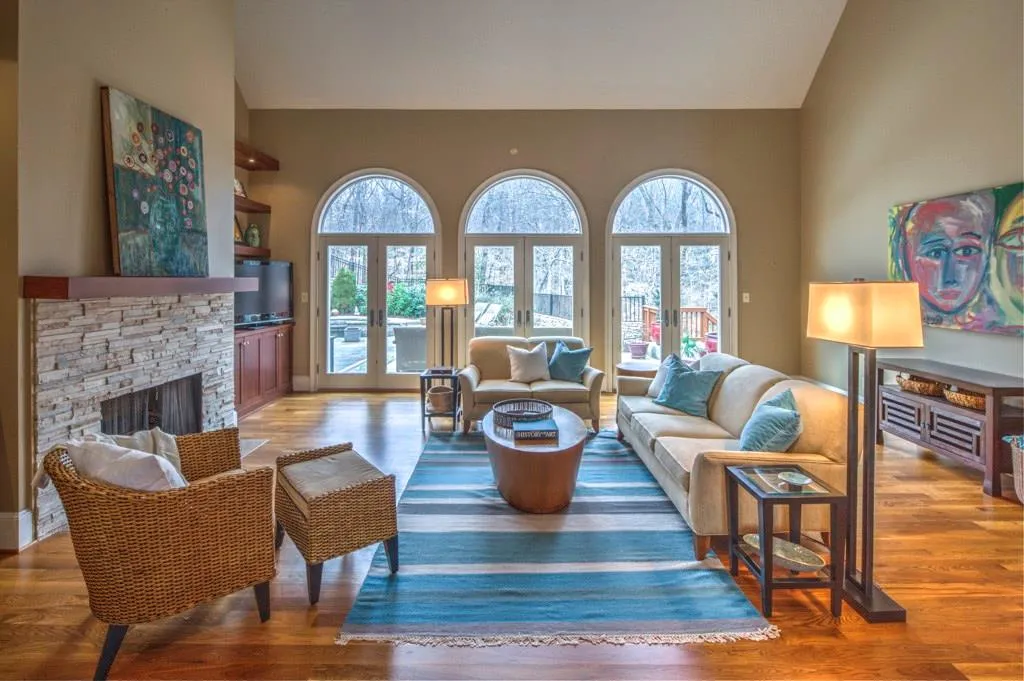 9 Wildwood Valley, Sandy Springs, Georgia 30350, 5 Bedrooms Bedrooms, ,4 BathroomsBathrooms,Residential,Sold,9 Wildwood Valley,5683271