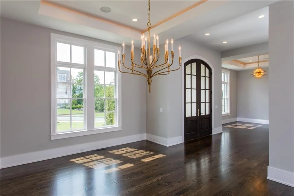 1 Skyridge Trail, Sandy Springs, Georgia 30350, 6 Bedrooms Bedrooms, ,6 BathroomsBathrooms,Residential,Sold,1 Skyridge Trail,6836531