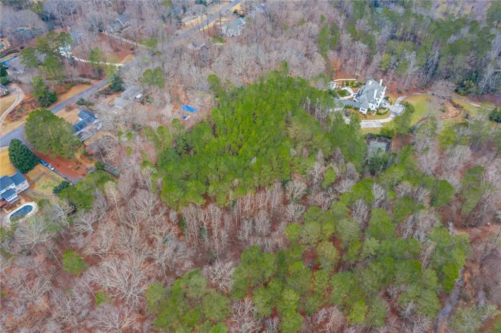 1 Skyridge Trail, Sandy Springs, Georgia 30350, 6 Bedrooms Bedrooms, ,6 BathroomsBathrooms,Residential,Sold,1 Skyridge Trail,6836531