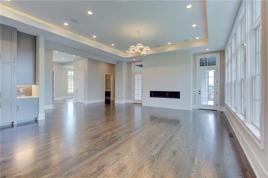 1 Skyridge Trail, Sandy Springs, Georgia 30350, 6 Bedrooms Bedrooms, ,6 BathroomsBathrooms,Residential,Sold,1 Skyridge Trail,6836531