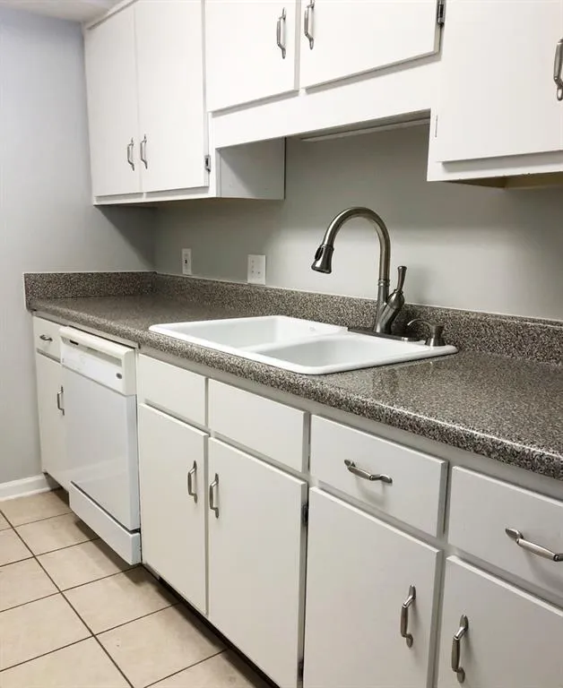 475 Mount Vernon Highway Ne Unit C123, Sandy Springs, Georgia 30328, 1 Bedroom Bedrooms, ,1 BathroomBathrooms,Residential,Sold,475 Mount Vernon Highway Ne Unit C123,6619174
