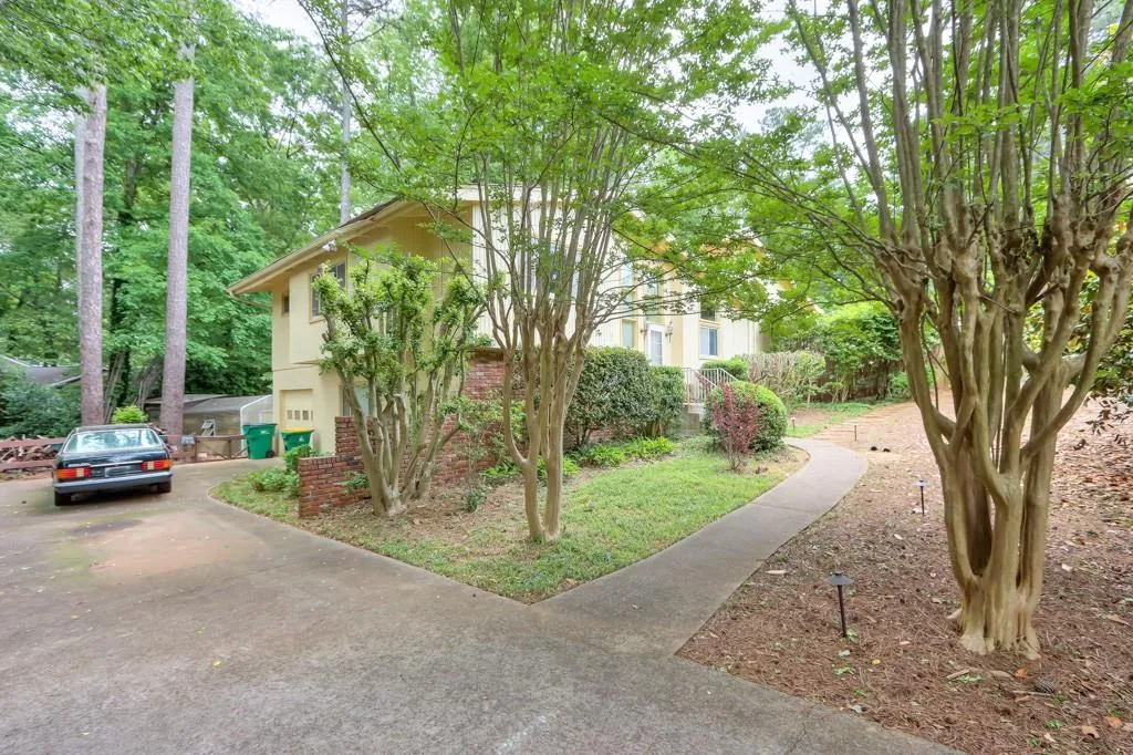 6287 Vernon Woods Drive, Sandy Springs, Georgia 30328, 3 Bedrooms Bedrooms, ,3 BathroomsBathrooms,Residential,Sold,6287 Vernon Woods Drive,7218755