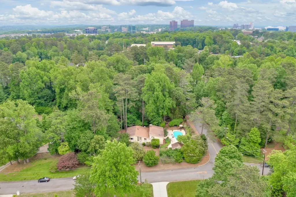 6287 Vernon Woods Drive, Sandy Springs, Georgia 30328, 3 Bedrooms Bedrooms, ,3 BathroomsBathrooms,Residential,Sold,6287 Vernon Woods Drive,7218755