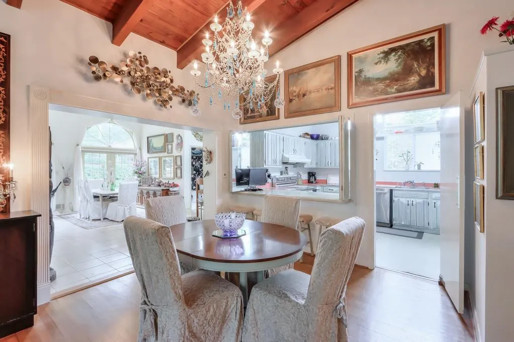 6287 Vernon Woods Drive, Sandy Springs, Georgia 30328, 3 Bedrooms Bedrooms, ,3 BathroomsBathrooms,Residential,Sold,6287 Vernon Woods Drive,7218755