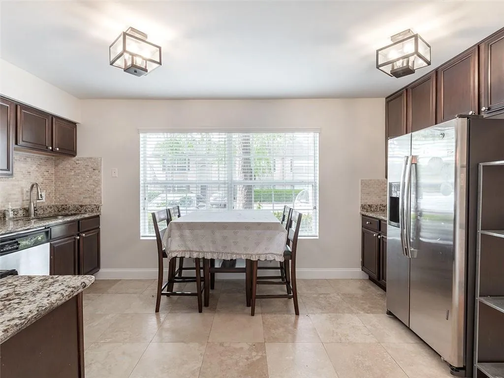 6980 Roswell Road Unit H4, Atlanta, Georgia 30328, 3 Bedrooms Bedrooms, ,2 BathroomsBathrooms,Residential,Sold,6980 Roswell Road Unit H4,6876706