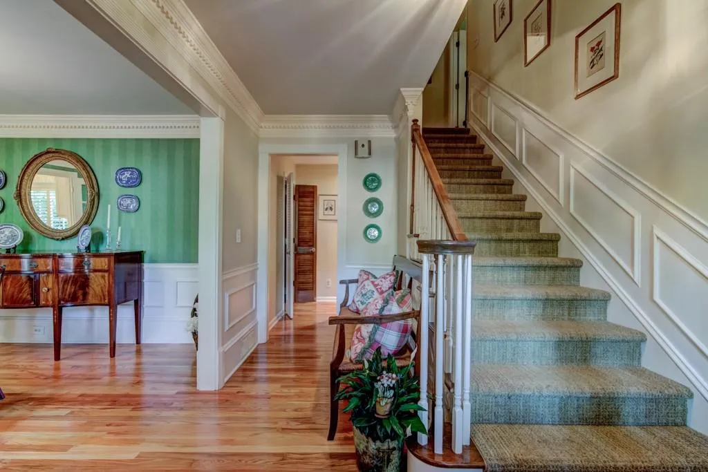 165 Marsh Glen Point, Atlanta, Georgia 30328, 4 Bedrooms Bedrooms, ,5 BathroomsBathrooms,Residential,Sold,165 Marsh Glen Point,5908926
