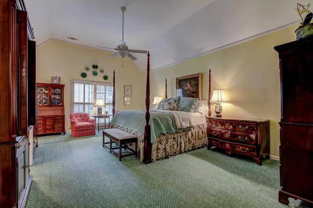 165 Marsh Glen Point, Atlanta, Georgia 30328, 4 Bedrooms Bedrooms, ,5 BathroomsBathrooms,Residential,Sold,165 Marsh Glen Point,5908926