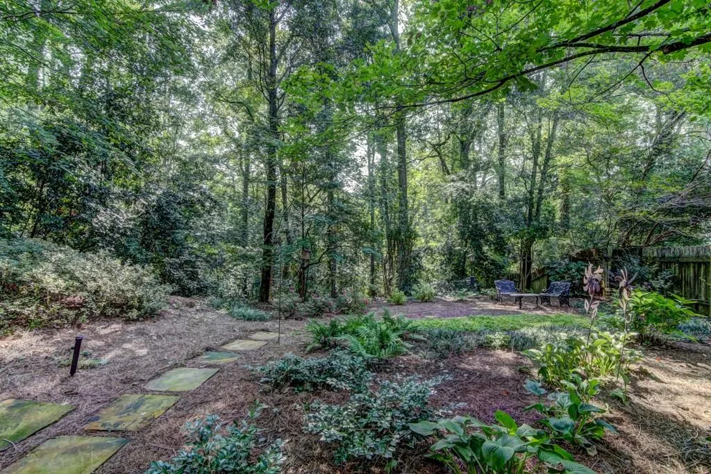 165 Marsh Glen Point, Atlanta, Georgia 30328, 4 Bedrooms Bedrooms, ,5 BathroomsBathrooms,Residential,Sold,165 Marsh Glen Point,5908926