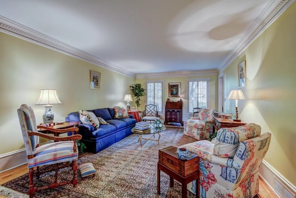 165 Marsh Glen Point, Atlanta, Georgia 30328, 4 Bedrooms Bedrooms, ,5 BathroomsBathrooms,Residential,Sold,165 Marsh Glen Point,5908926