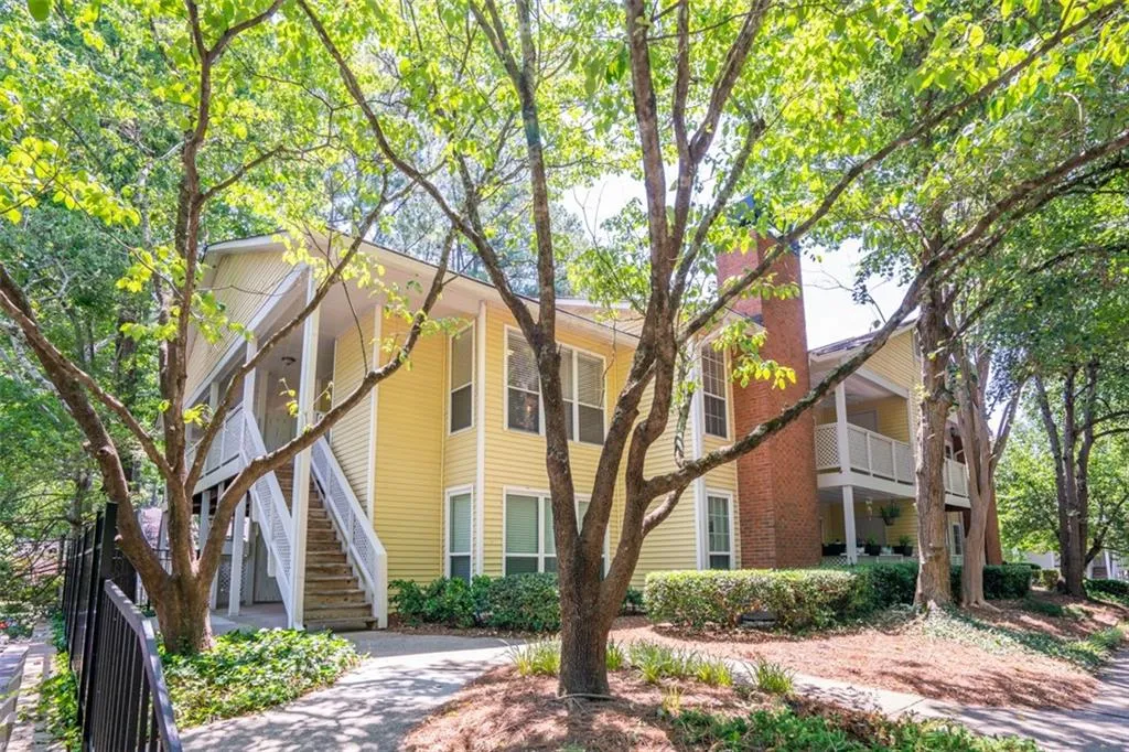 6818 Glenridge Drive Unit D, Sandy Springs, Georgia 30328, 1 Bedroom Bedrooms, ,1 BathroomBathrooms,Residential,Sold,6818 Glenridge Drive Unit D,7071899