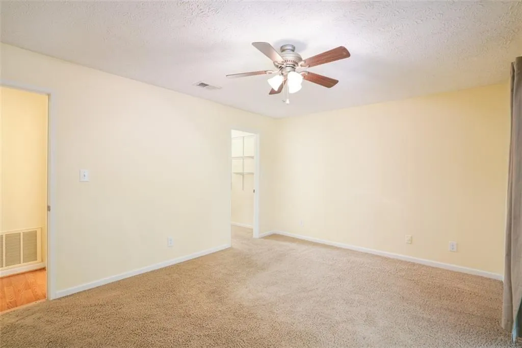 6818 Glenridge Drive Unit D, Sandy Springs, Georgia 30328, 1 Bedroom Bedrooms, ,1 BathroomBathrooms,Residential,Sold,6818 Glenridge Drive Unit D,7071899