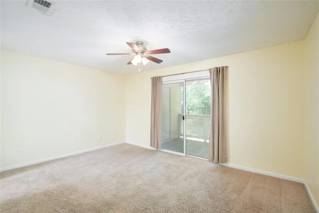 6818 Glenridge Drive Unit D, Sandy Springs, Georgia 30328, 1 Bedroom Bedrooms, ,1 BathroomBathrooms,Residential,Sold,6818 Glenridge Drive Unit D,7071899